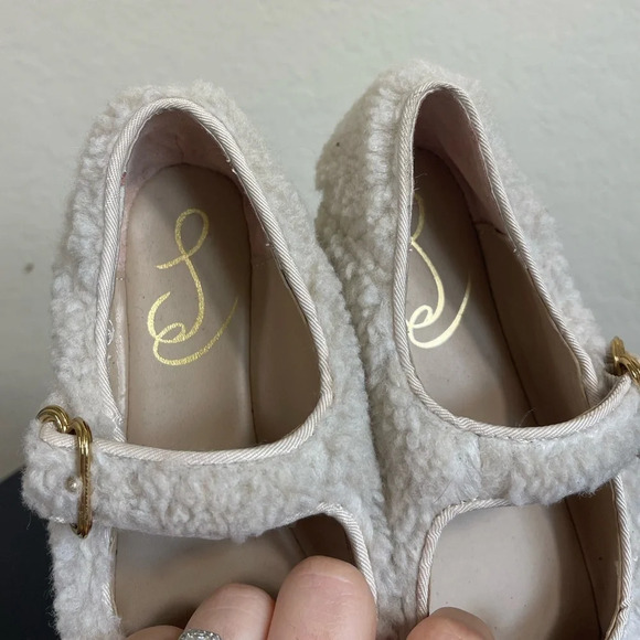 Sam Edelman Kids Cream Fuzzy Dress Shoes - Picture 9 of 11
